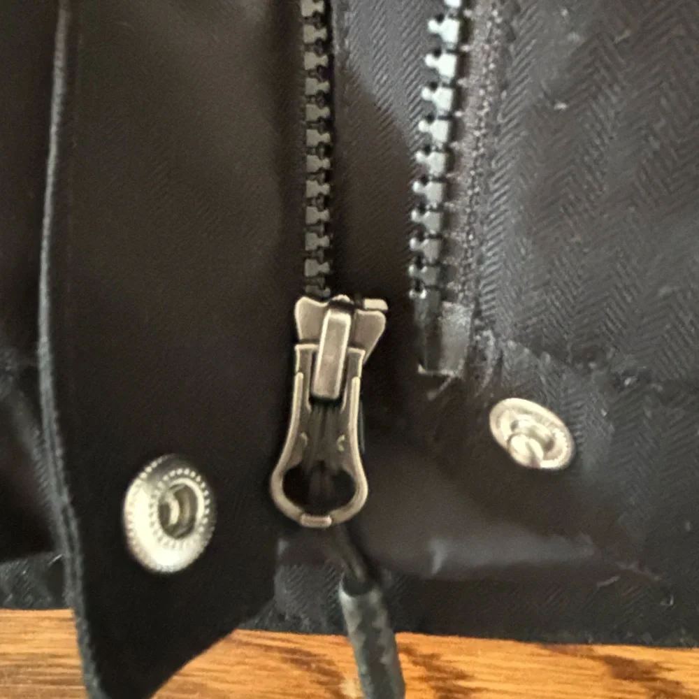 The North Face winter jacket - Picture 14 of 14